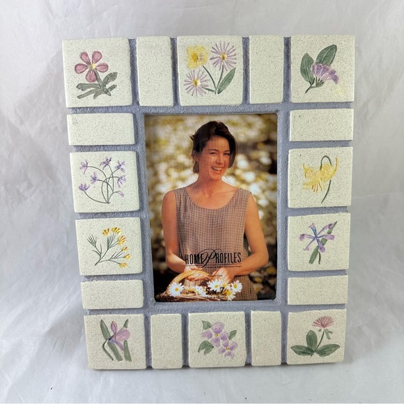 AMOR MALDEN International Hand Painted Tile Floral Picture Frame Flowers 5x7. - Picture 2 of 6